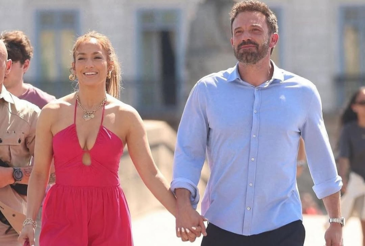 Jennifer Lopez's Relationships with Affleck